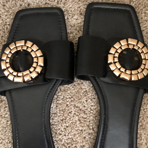 COPY - Nice Zara sandal wore once - Picture 2 of 2